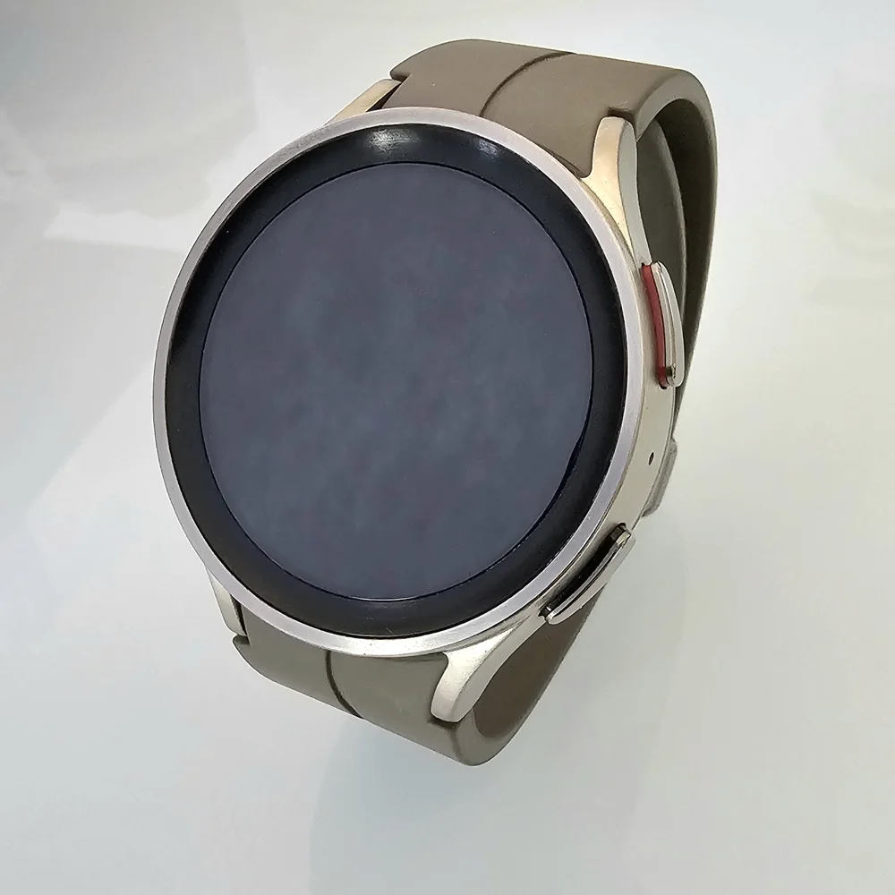 Samsung Galaxy 5 Pro Titanium 45 mm Smartwatch